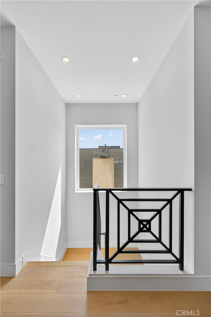 2216 Bataan Road, Unit A Redondo Beach, CA 90278 - Photo 26 of 60 a view of entryway