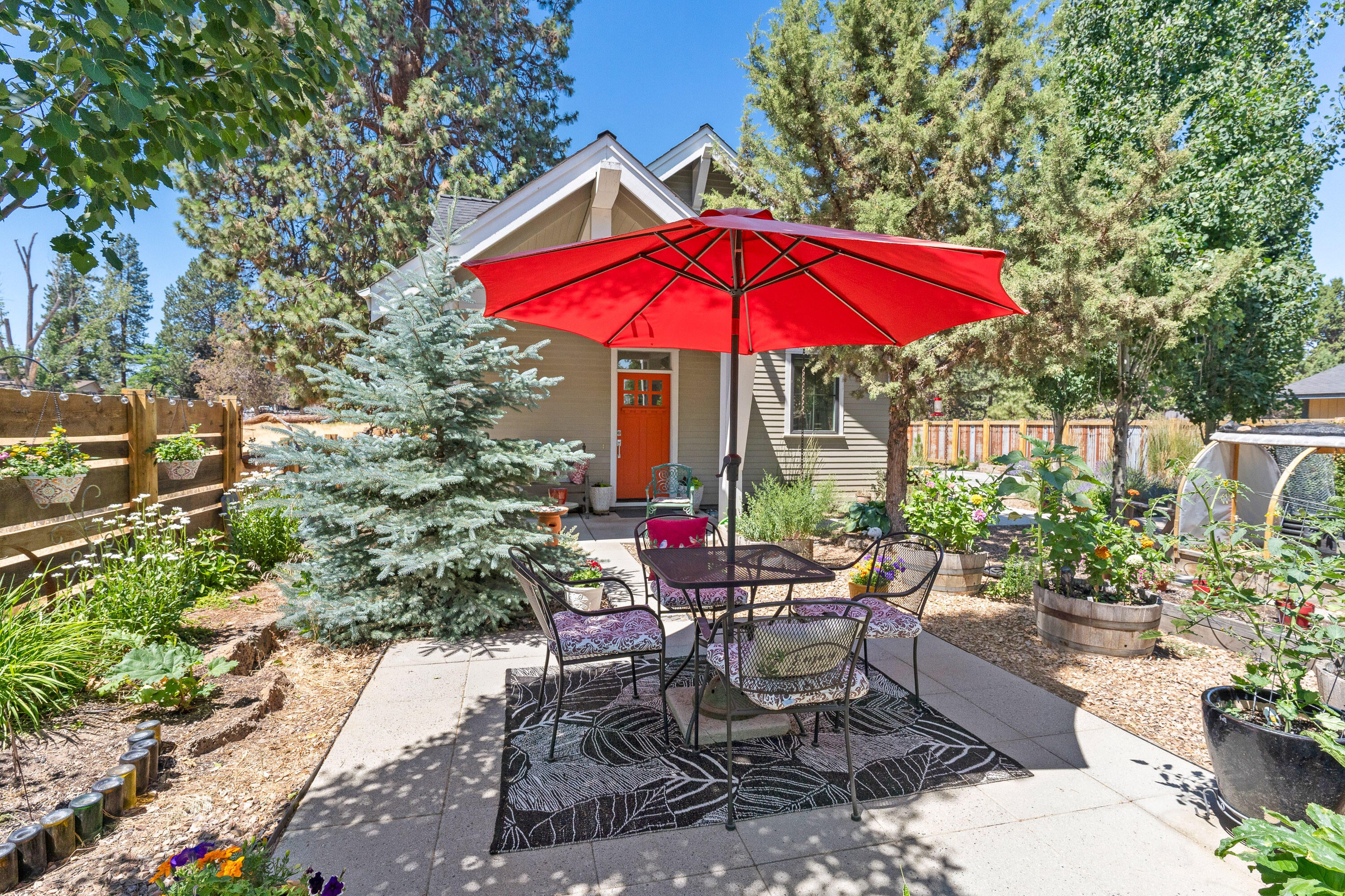 61435 Brosterhous Road Bend, OR 97702 - Photo 46 of 57 DSC07323