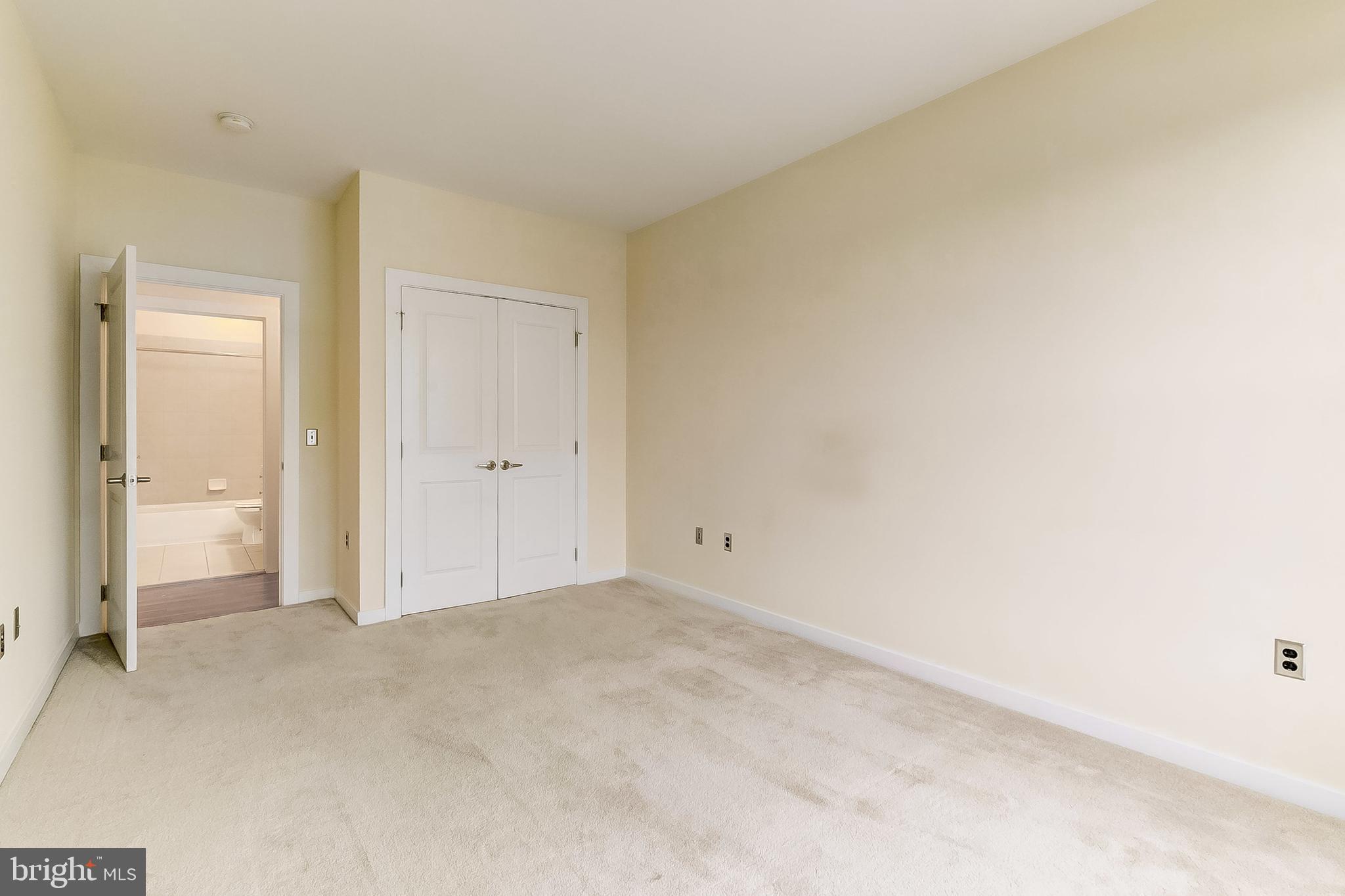 2007 Clipper Park Road, Unit 425 Baltimore, MD 21211 - Photo 23 of 51 View to Hall in Second Bedroom, large closet