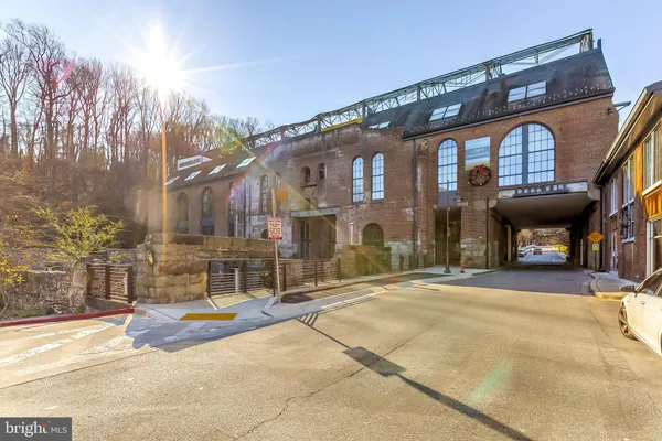 $2,150 | 2007 Clipper Park Road, Unit 425, Baltimore, MD 21211