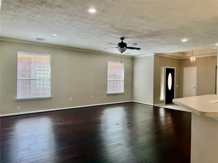 $434,900 | 90 North Country Gate Circle, Conroe, TX 77384