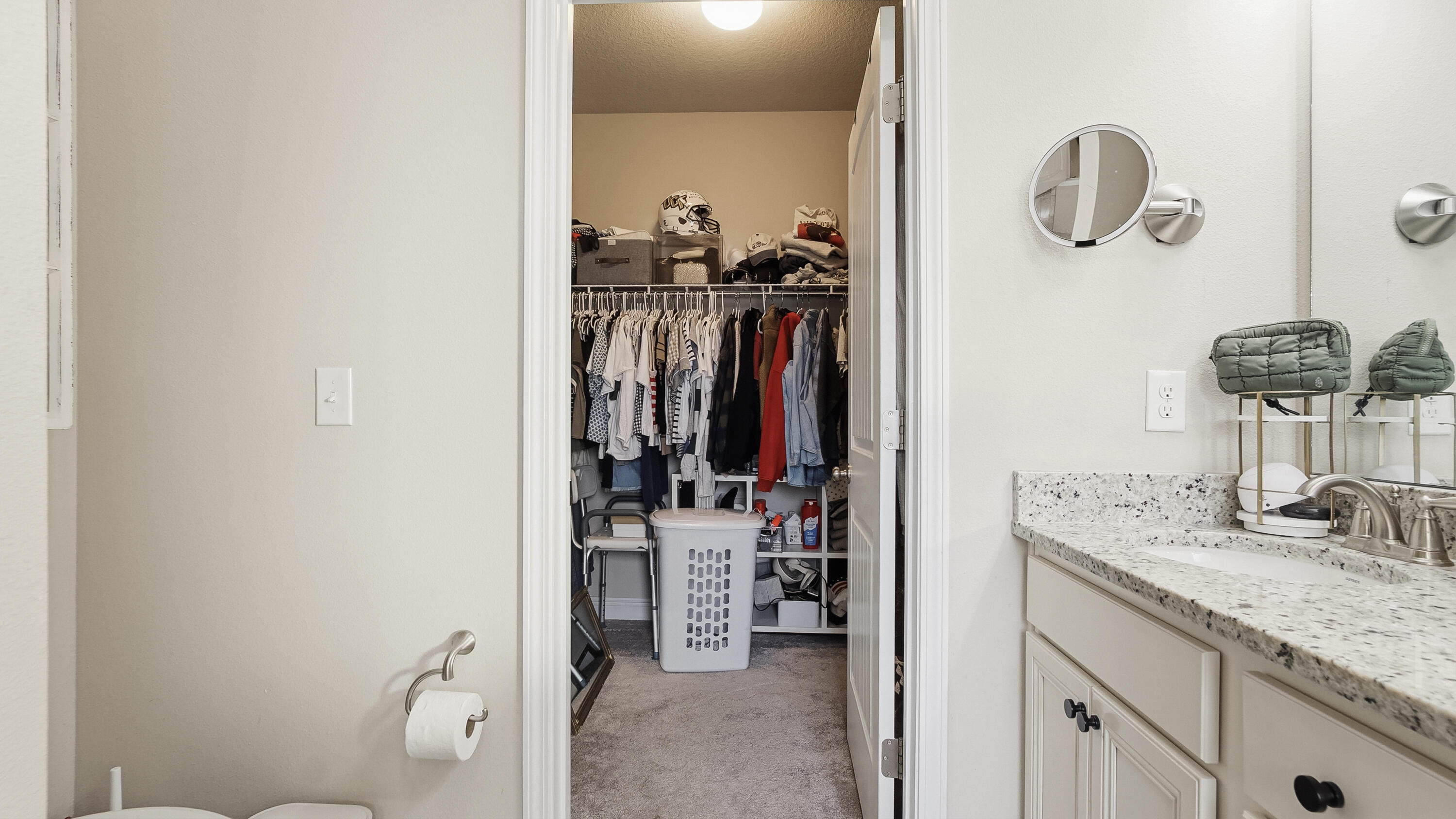54 Lottie Loop Freeport, FL 32439 - Photo 33 of 63 a view of a bathroom and utility room