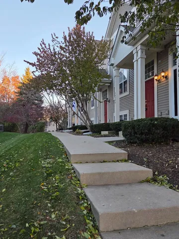 $225,000 | 34399 Aster Court, Round Lake, IL 60073