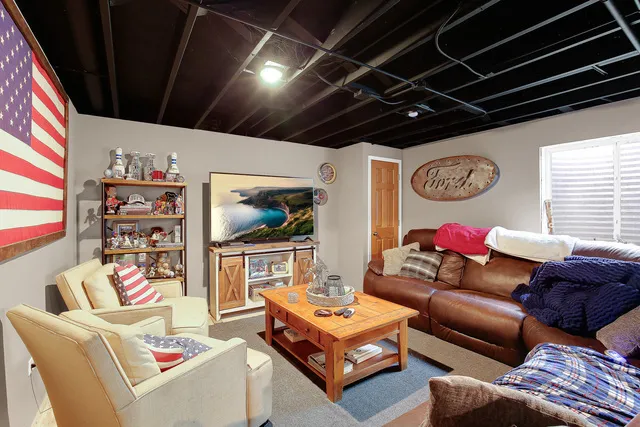 $490,000 | 14443 Etchingham Drive, Lockport, IL 60441