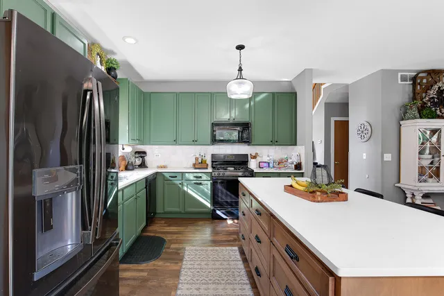 $490,000 | 14443 Etchingham Drive, Lockport, IL 60441