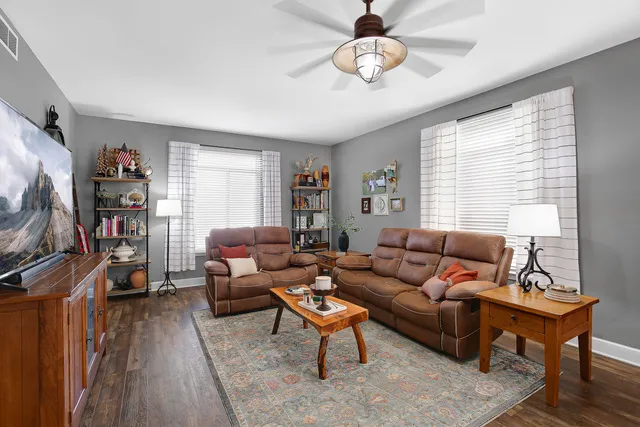 $490,000 | 14443 Etchingham Drive, Lockport, IL 60441