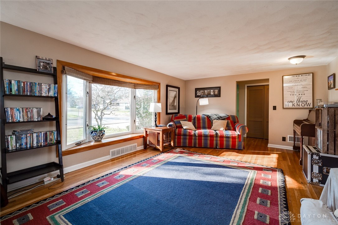 723 Brookfield Road Kettering, OH 45429 - Photo 7 of 53