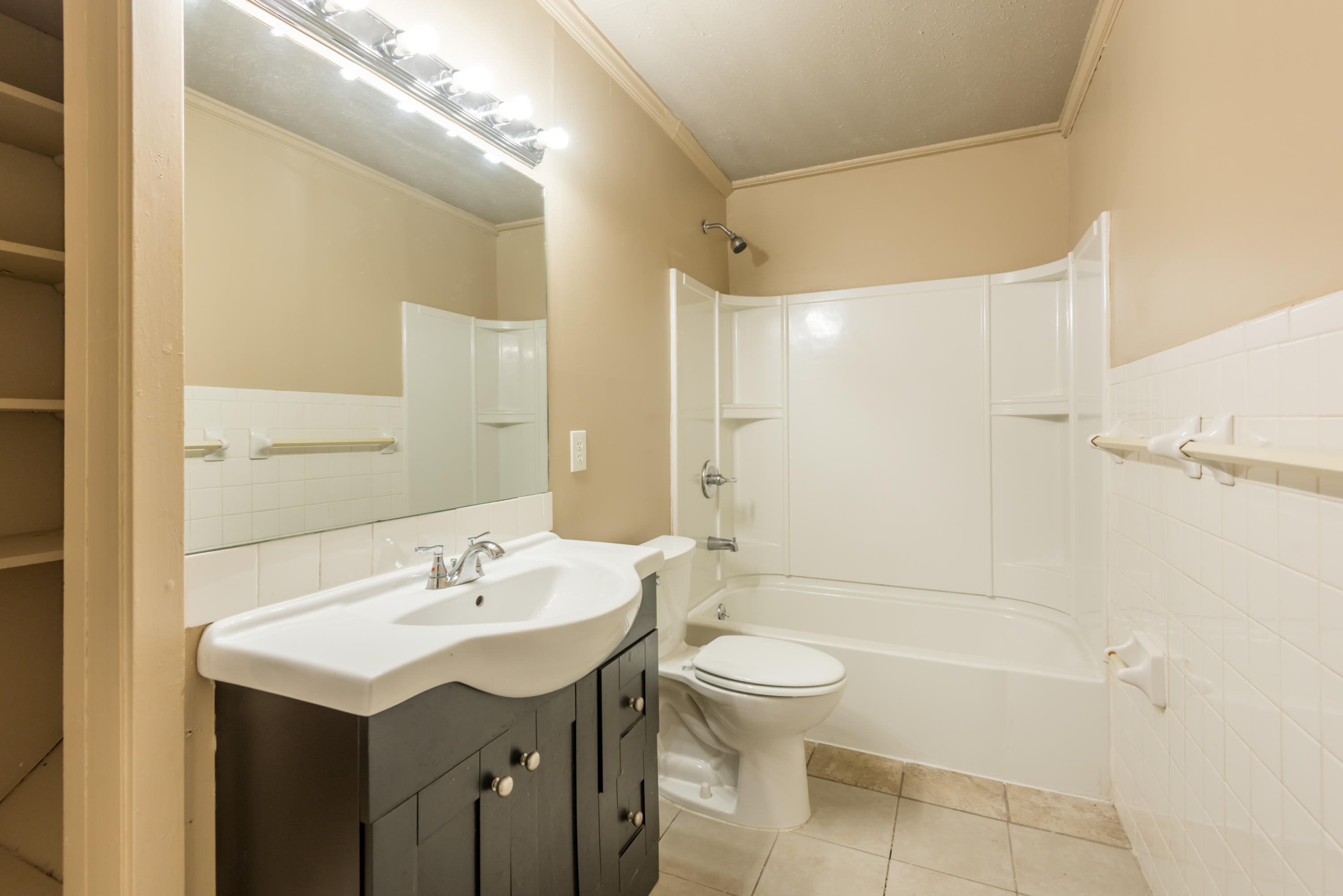 212 East Tennessee Avenue Oak Ridge, TN 37830 - Photo 17 of 24 212ETennesseeAve-29