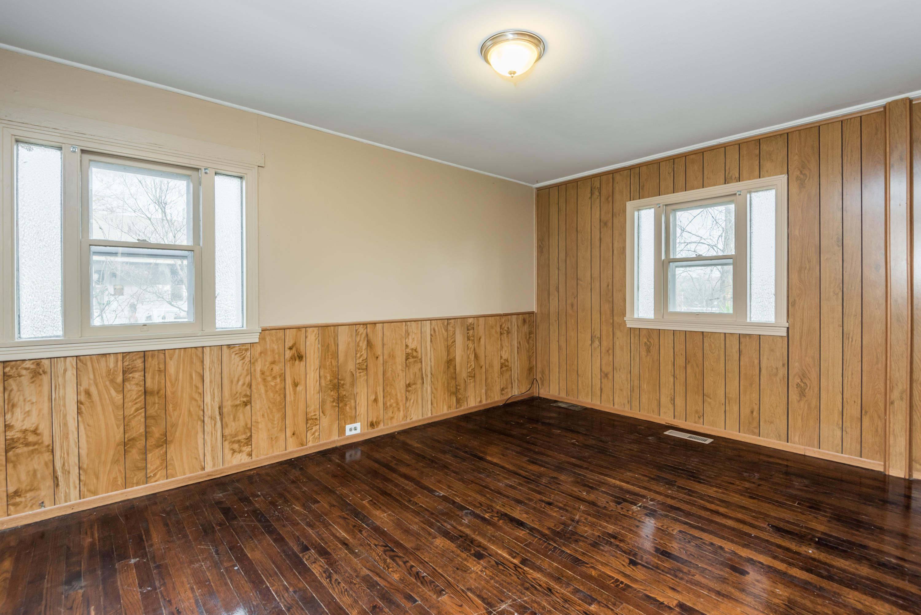 212 East Tennessee Avenue Oak Ridge, TN 37830 - Photo 22 of 24 212ETennesseeAve-30