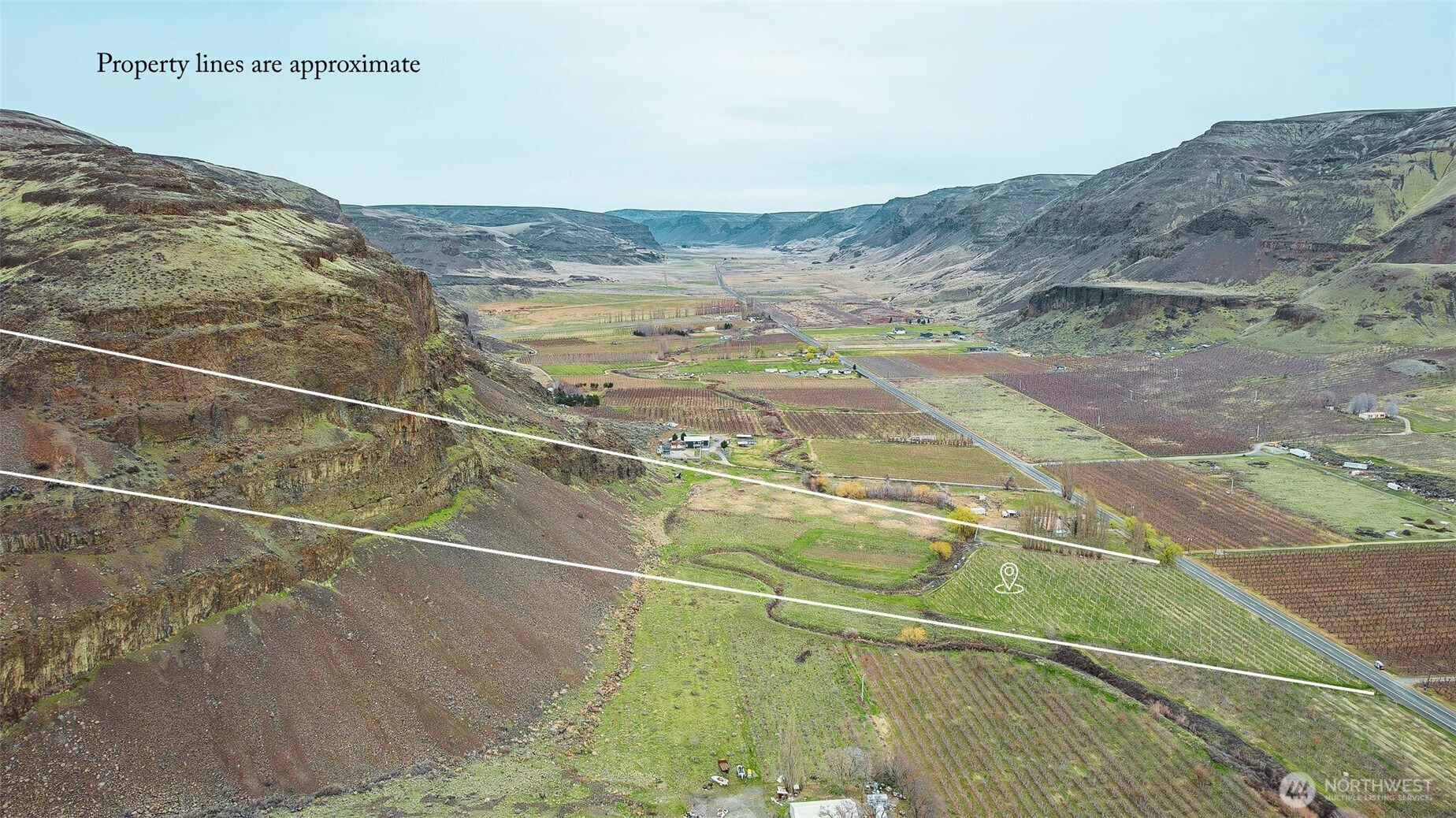 0 Palisades Road Palisades, WA 98845 - Photo 7 of 9 a view of a swimming pool