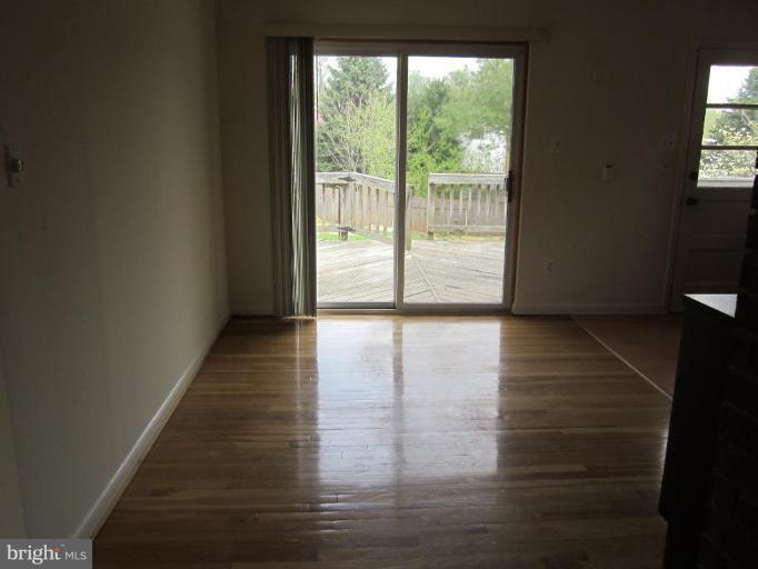 703 North Belgrade Road Silver Spring, MD 20902 - Photo 5 of 19 Dining Area