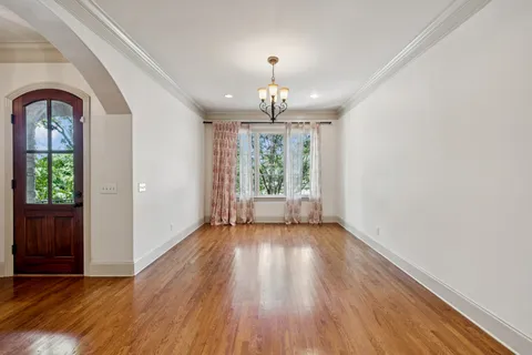 $1,250,000 | 2021 B Overhill Drive, Nashville, TN 37215