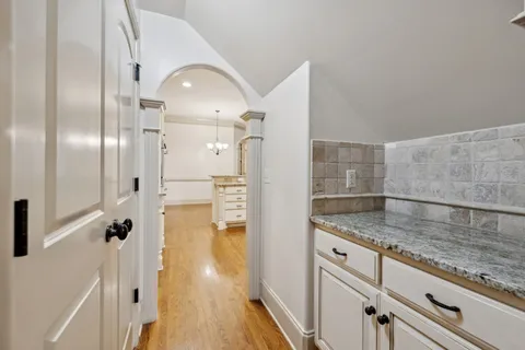 $1,250,000 | 2021 B Overhill Drive, Nashville, TN 37215