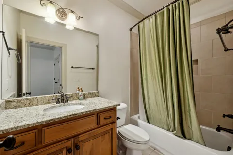 $1,250,000 | 2021 B Overhill Drive, Nashville, TN 37215