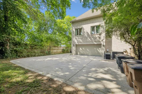 $1,250,000 | 2021 B Overhill Drive, Nashville, TN 37215