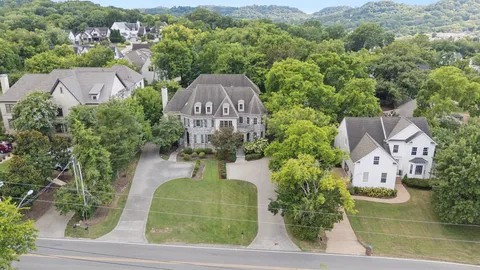 $1,250,000 | 2021 B Overhill Drive, Nashville, TN 37215