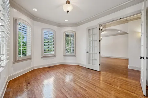 $1,250,000 | 2021 B Overhill Drive, Nashville, TN 37215