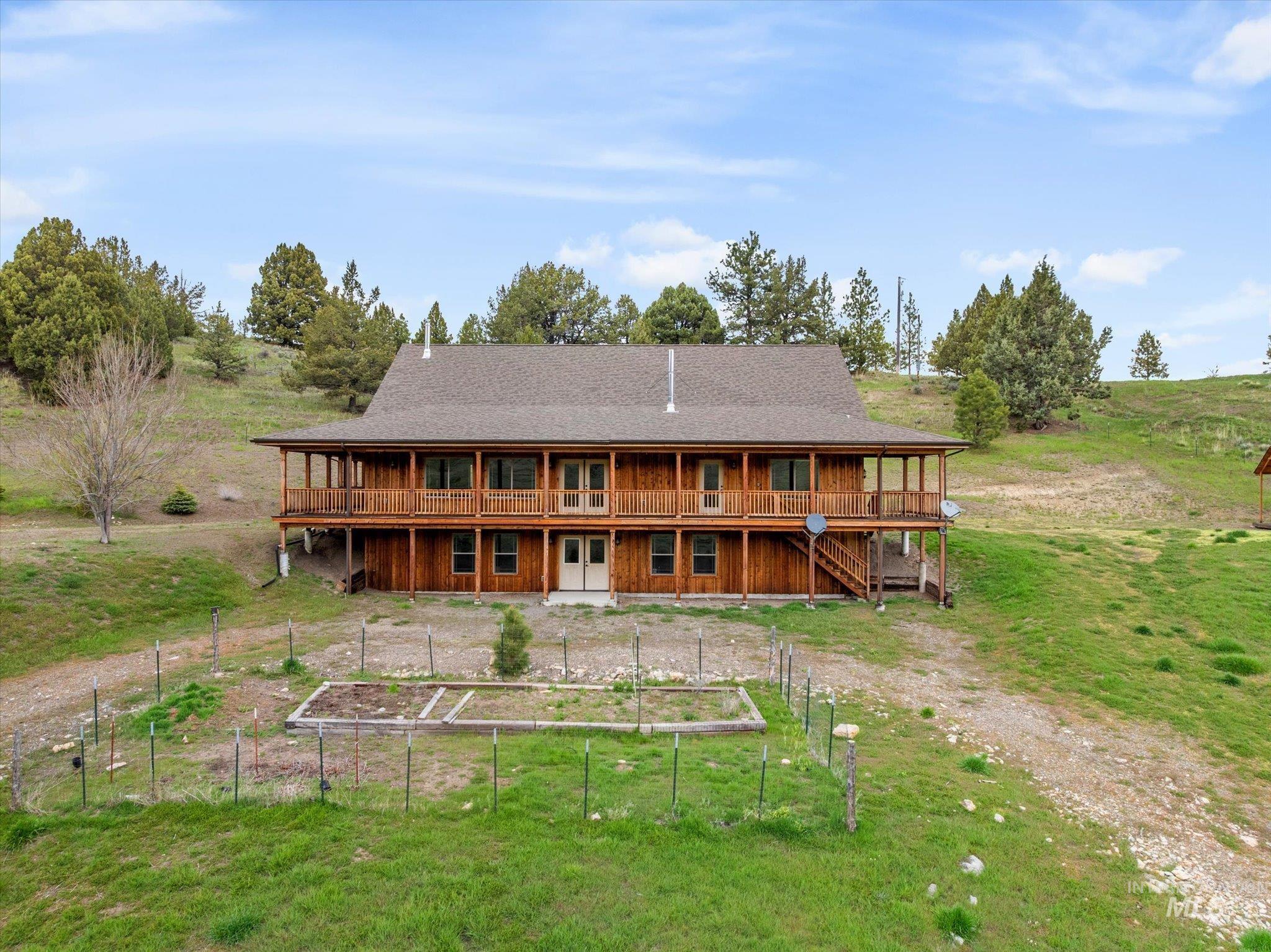36020 Alder Cr Road Baker City, OR 97814 - Photo 2 of 49