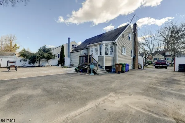 $700,000 | 539 Monmouth Avenue, Linden, NJ 07036