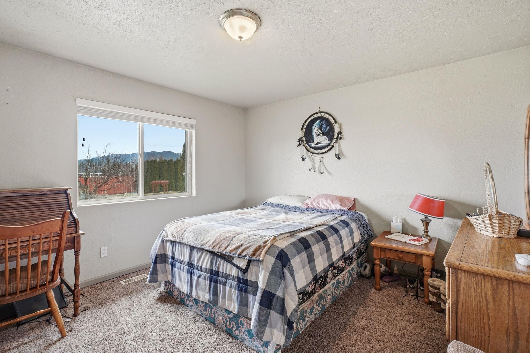 5614 North Canal Road Newman Lake, WA 99025 - Photo 14 of 50