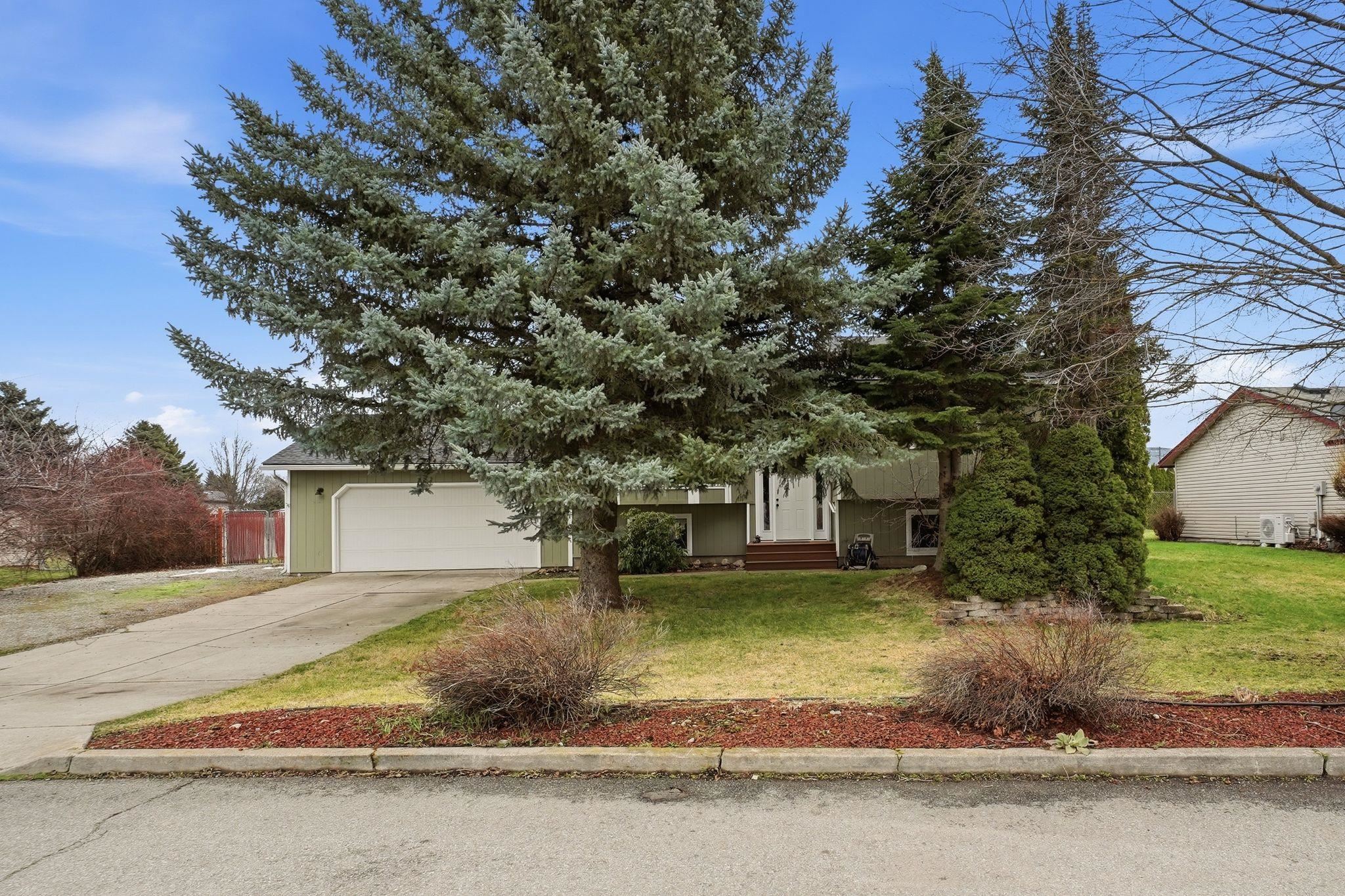 5614 North Canal Road Newman Lake, WA 99025 - Photo 2 of 50