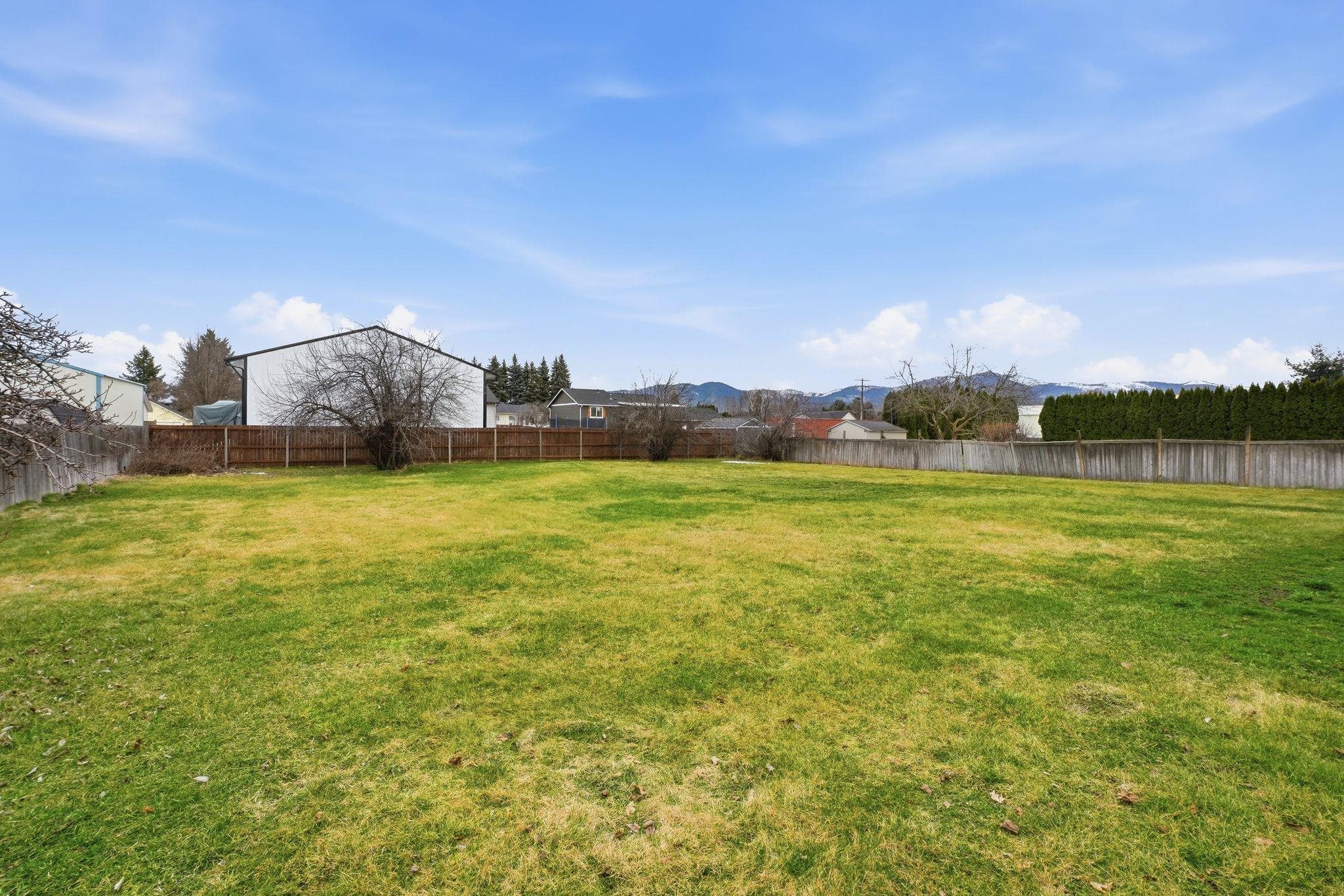 5614 North Canal Road Newman Lake, WA 99025 - Photo 27 of 50