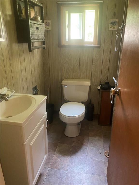 1396 Lakeview Road Jamestown, PA 16134 - Photo 8 of 17 Gallery Image 8