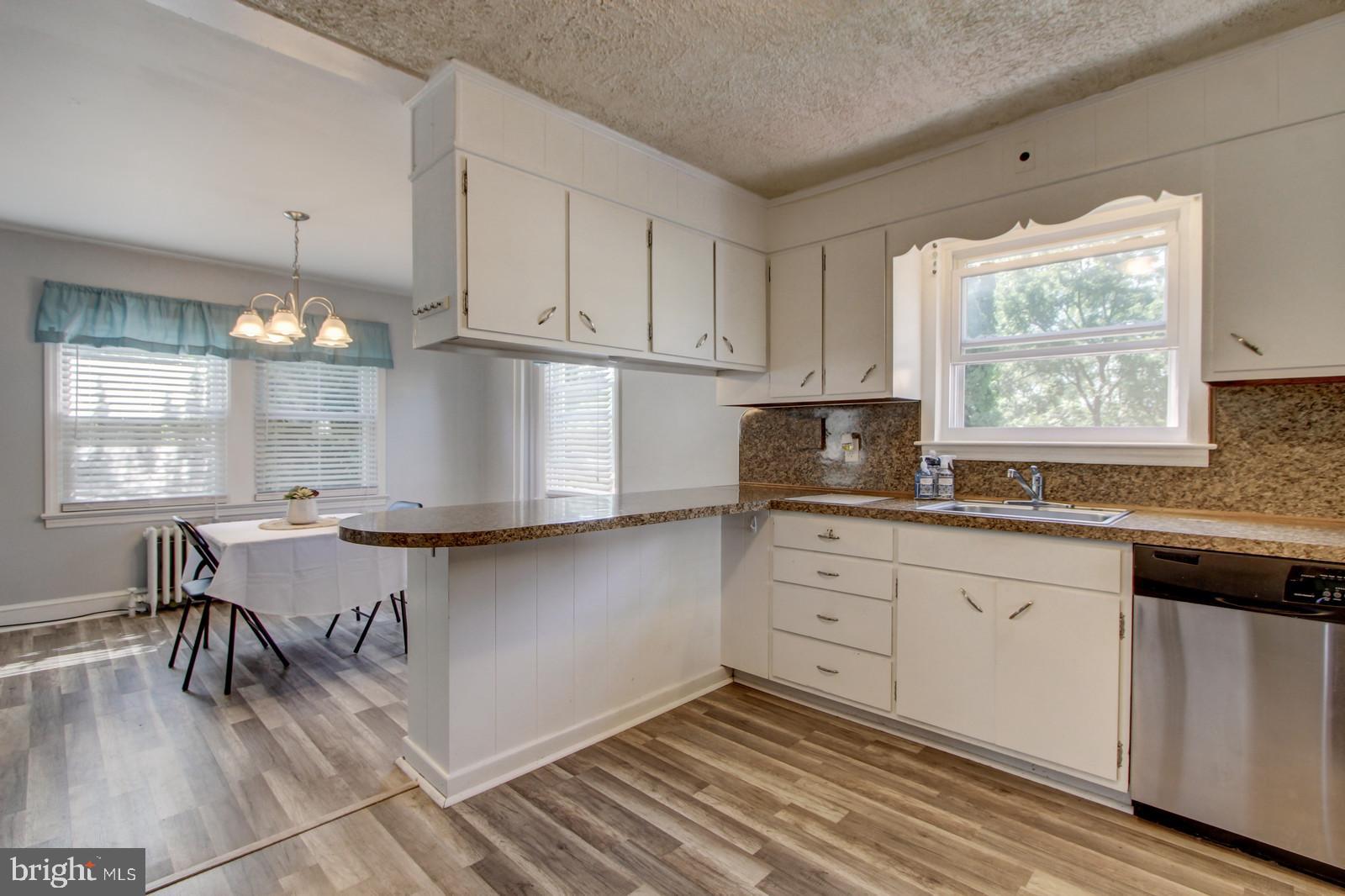 370 Hanover Road York, PA 17408 - Photo 9 of 23