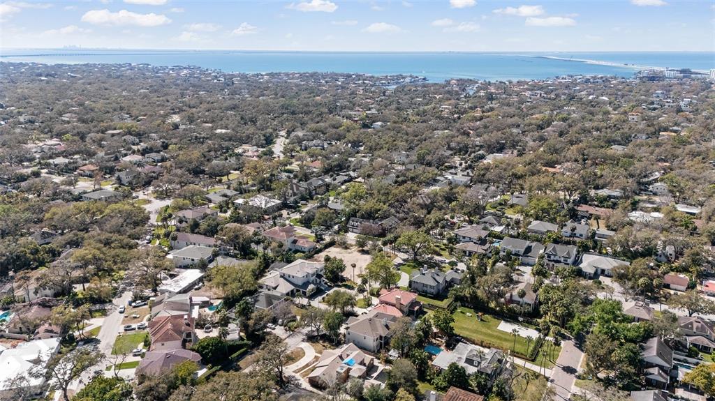 4205 West Azeele Street Tampa, FL 33609 - Photo 8 of 11