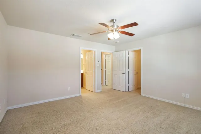 $300,000 | 3117 Carlisle Street, Bedford, TX 76021