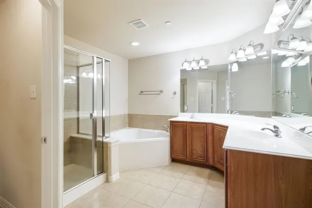 $300,000 | 3117 Carlisle Street, Bedford, TX 76021