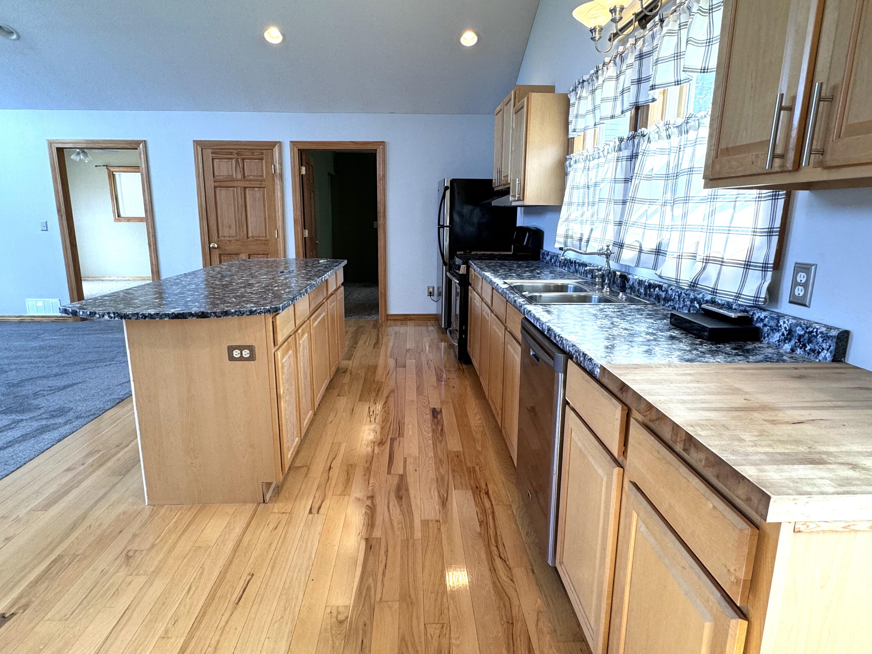 1537 Tecumseh Road Cheboygan, MI 49721 - Photo 15 of 41 Gallery Image 15