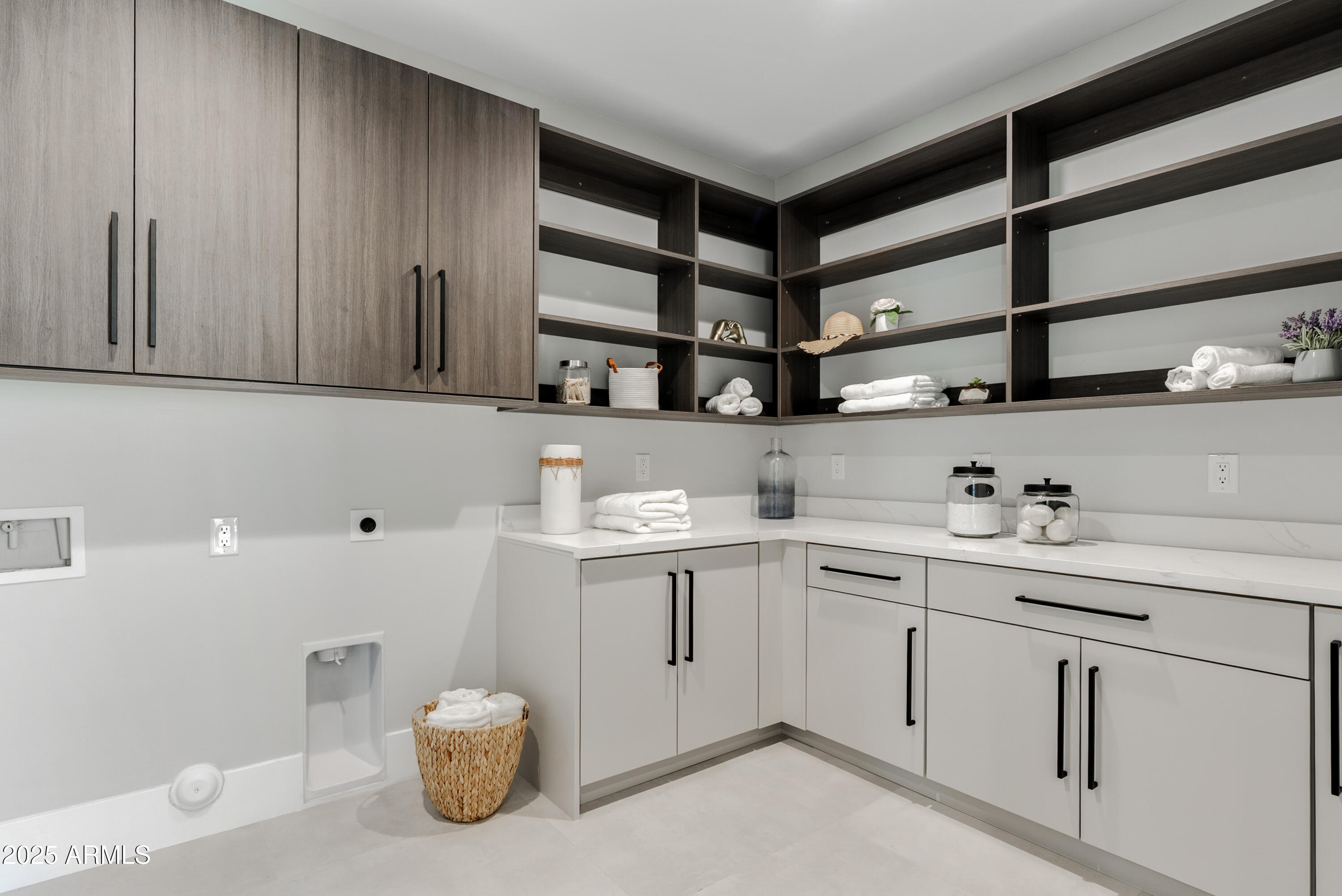 7717 North 7th Avenue Phoenix, AZ 85021 - Photo 13 of 26 a kitchen with white cabinets and sink