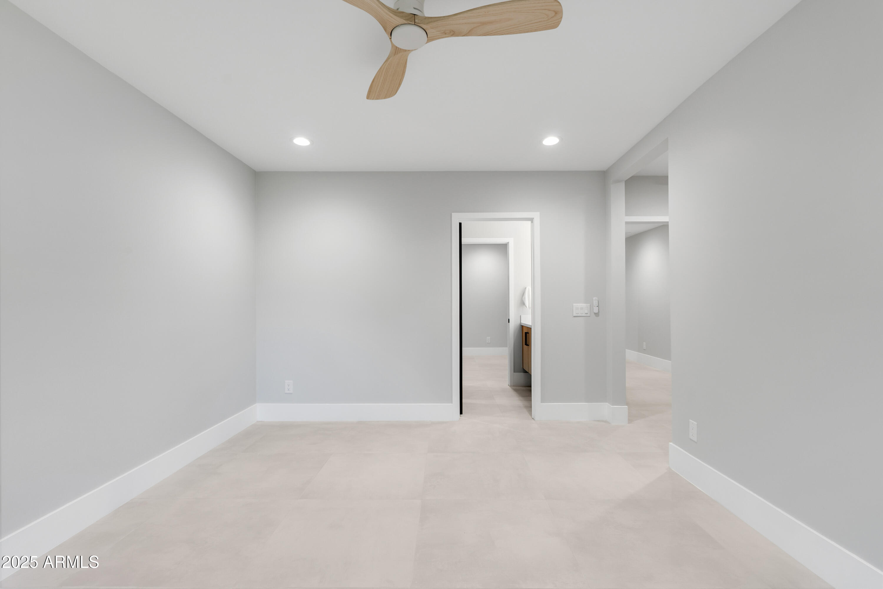 7717 North 7th Avenue Phoenix, AZ 85021 - Photo 19 of 26 a view of an empty room