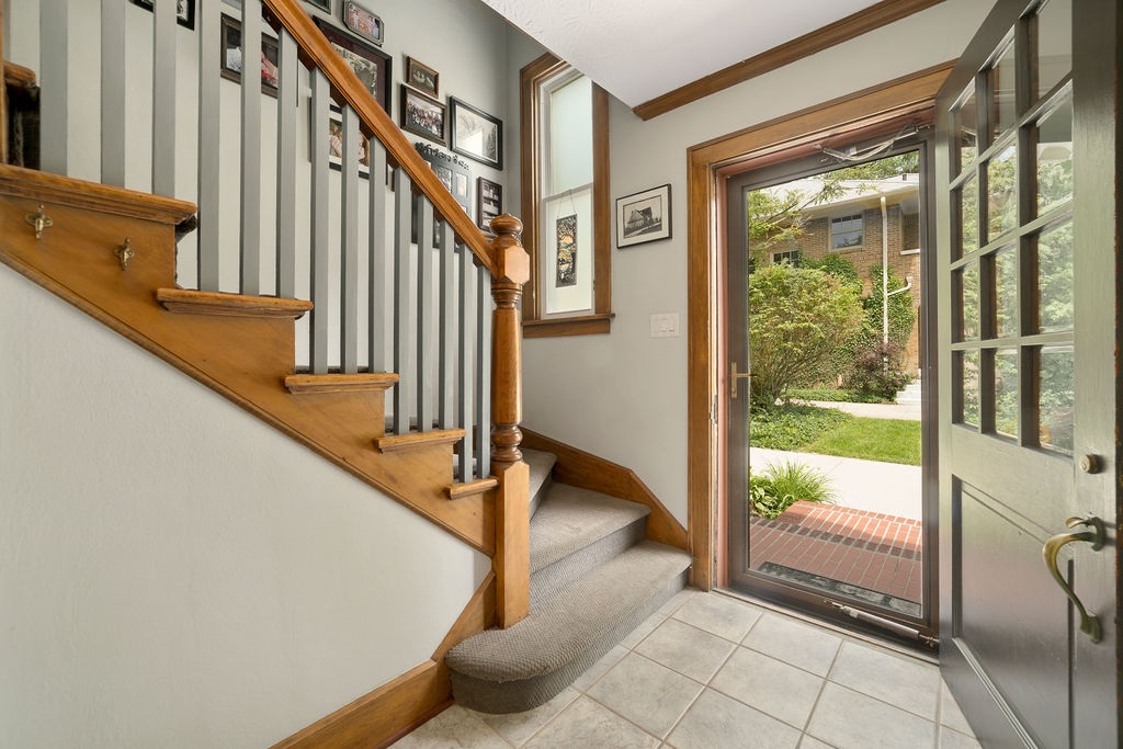 2304 West Berwyn Road Muncie, IN 47304 - Photo 3 of 27 Gallery Image 3