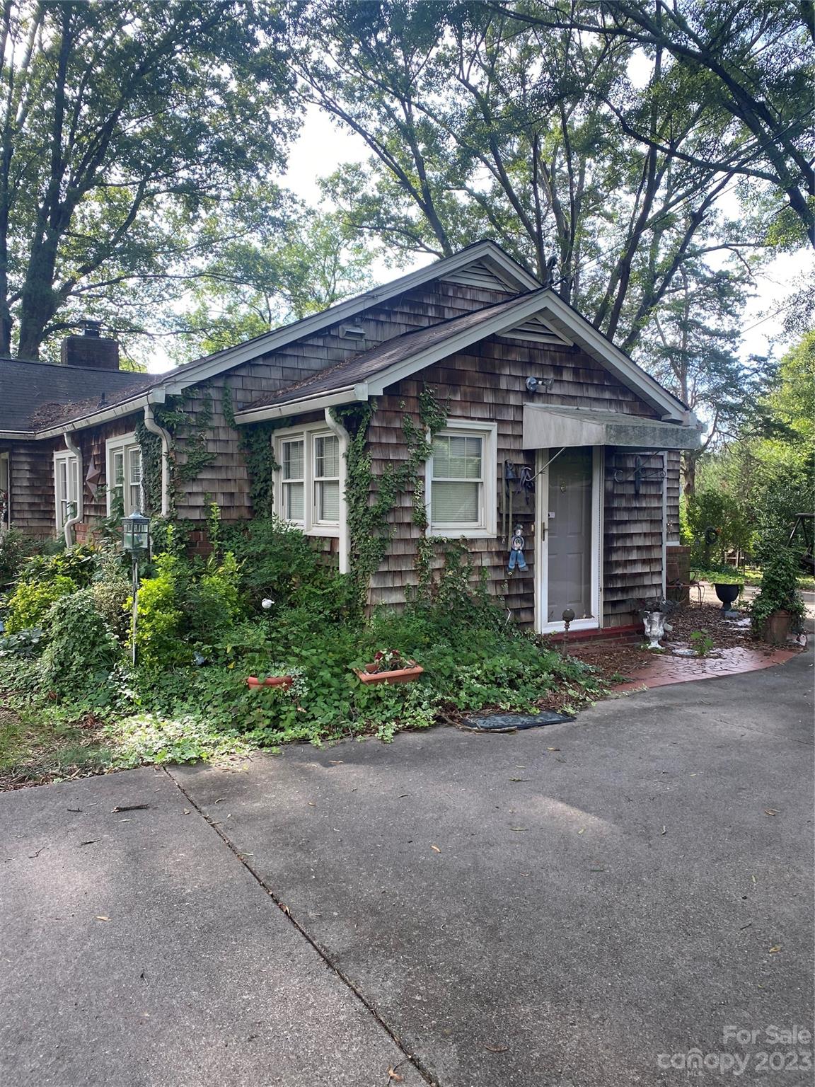 159 Krimminger Ave Southeast  