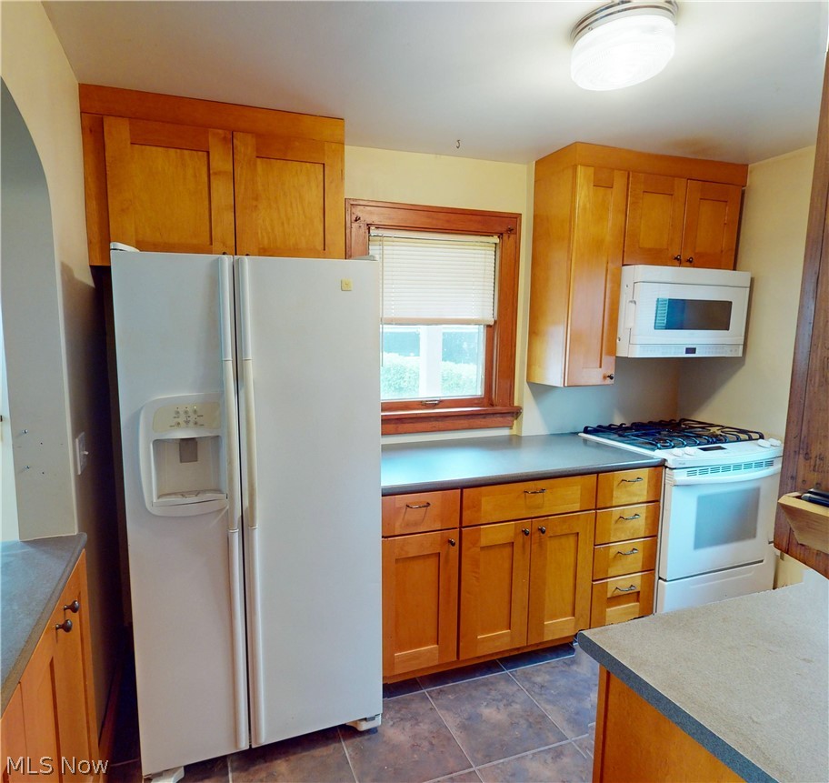 5099 Spencer Road Cleveland, OH 44124 - Photo 10 of 21 Gallery Image 10