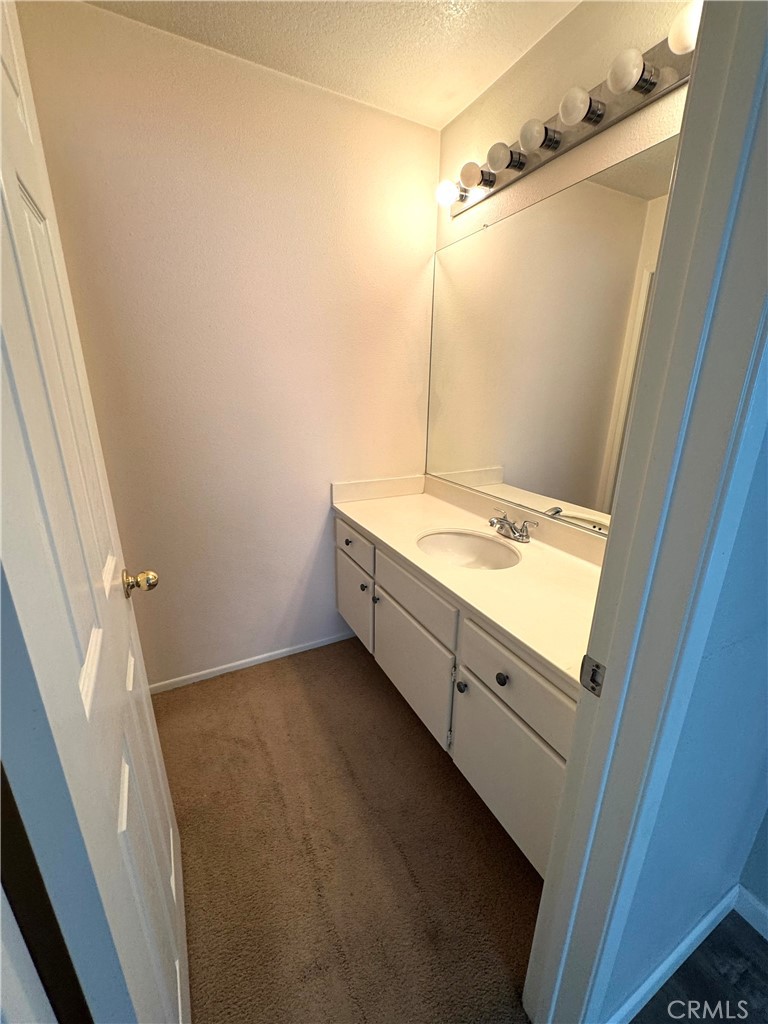 25554 Schubert Circle Stevenson Ranch, CA 91381 - Photo 15 of 18