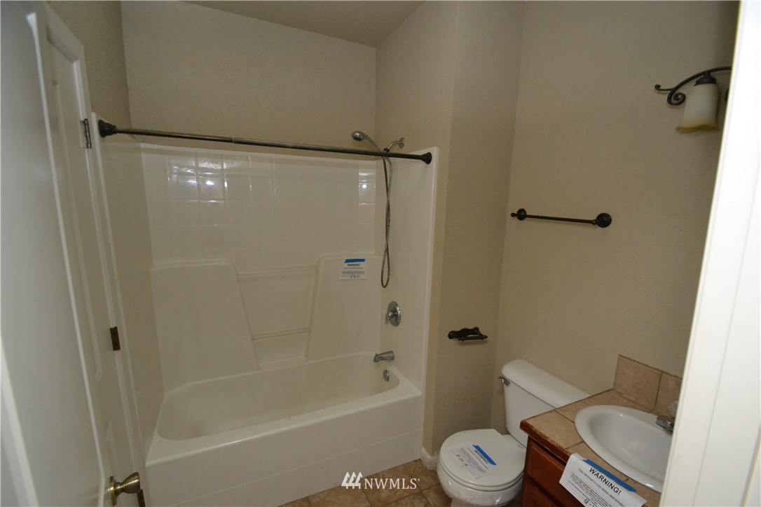 2126 Rucker Avenue Everett, WA 98201 - Photo 23 of 25