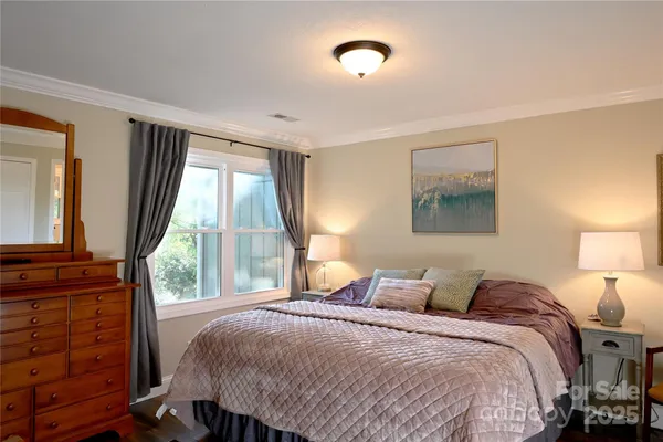 $525,000 | 501 Fairway Drive, Hendersonville, NC 28739