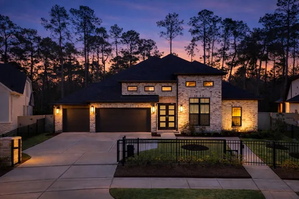 $739,500 | 30 Arctic Tern Circle, Magnolia, TX 77354