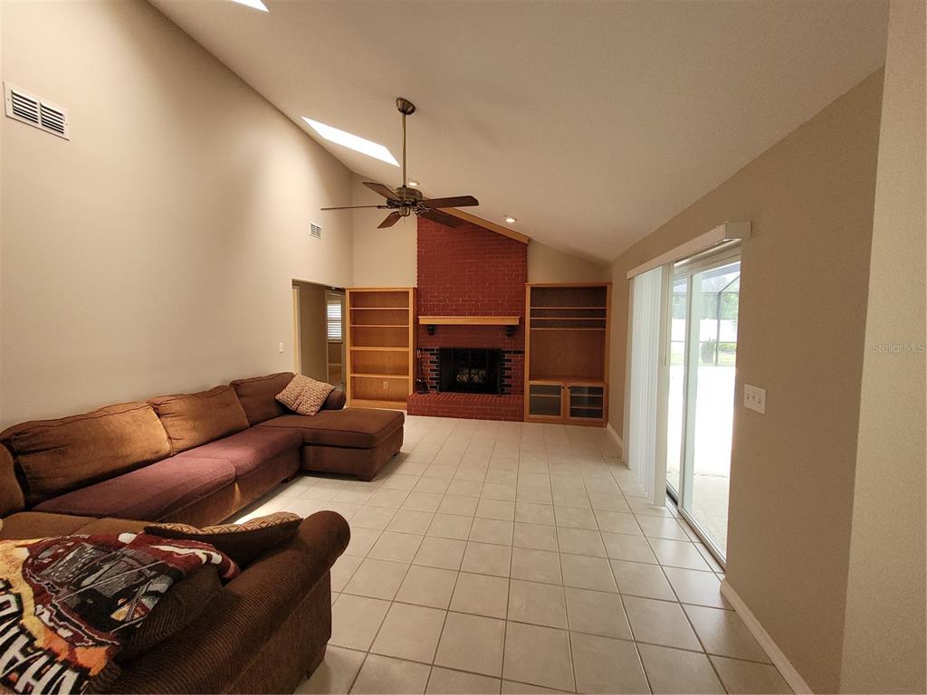 1104 Riflecrest Avenue Valrico, FL 33594 - Photo 14 of 21