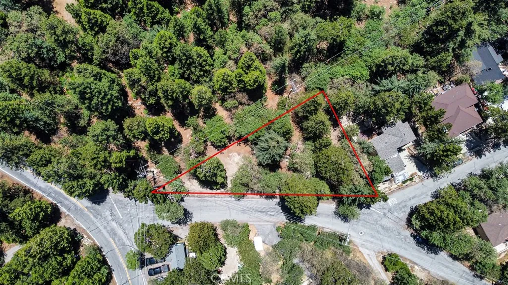 0 Meadow Brook Road Skyforest, CA 92385 - Photo 4 of 8 an aerial view of a house with a yard and lake view