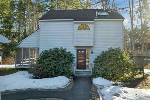 $375,000 | 2 Tanager Court, Merrimack, NH 03054