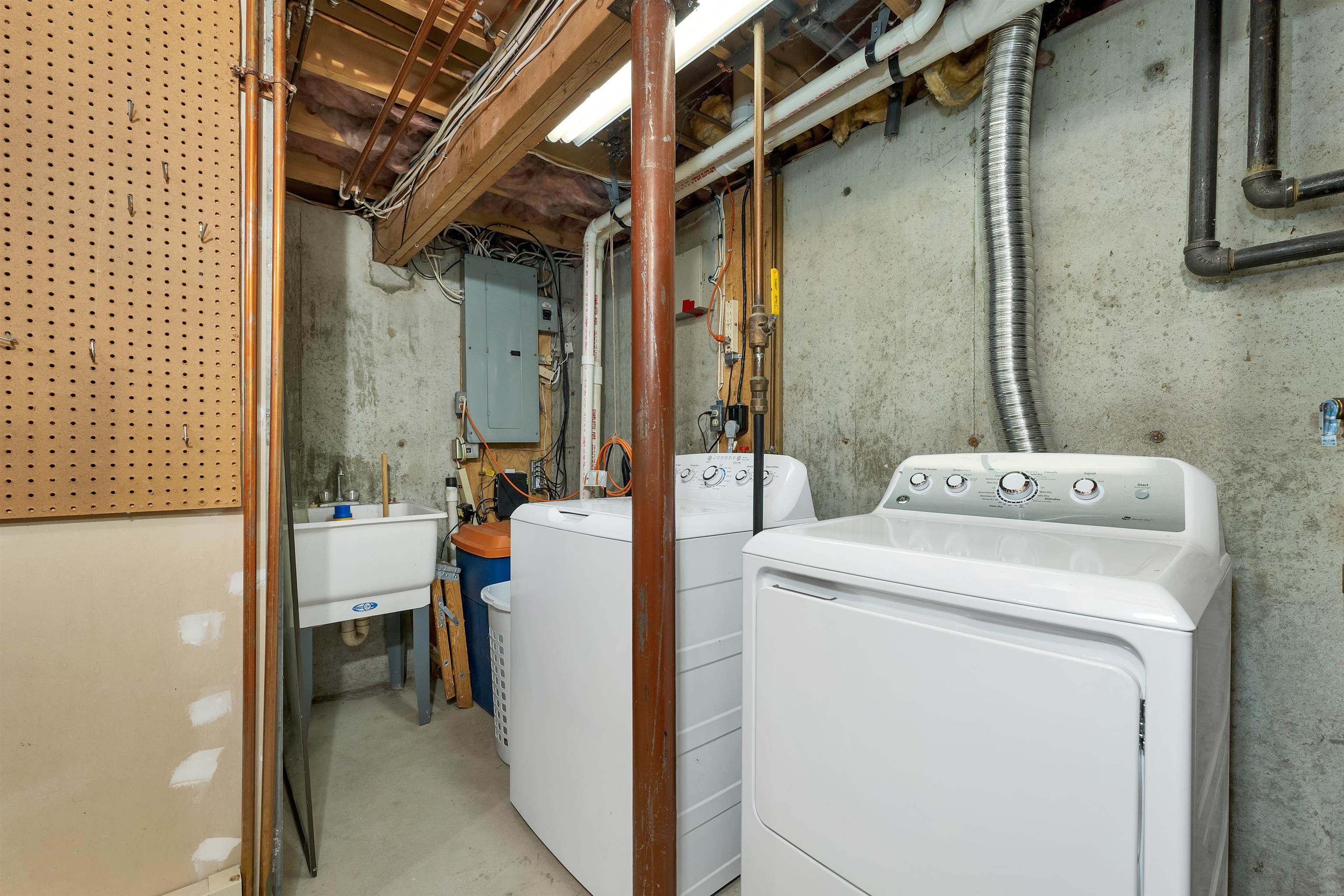 2 Tanager Court Merrimack, NH 03054 - Photo 26 of 39