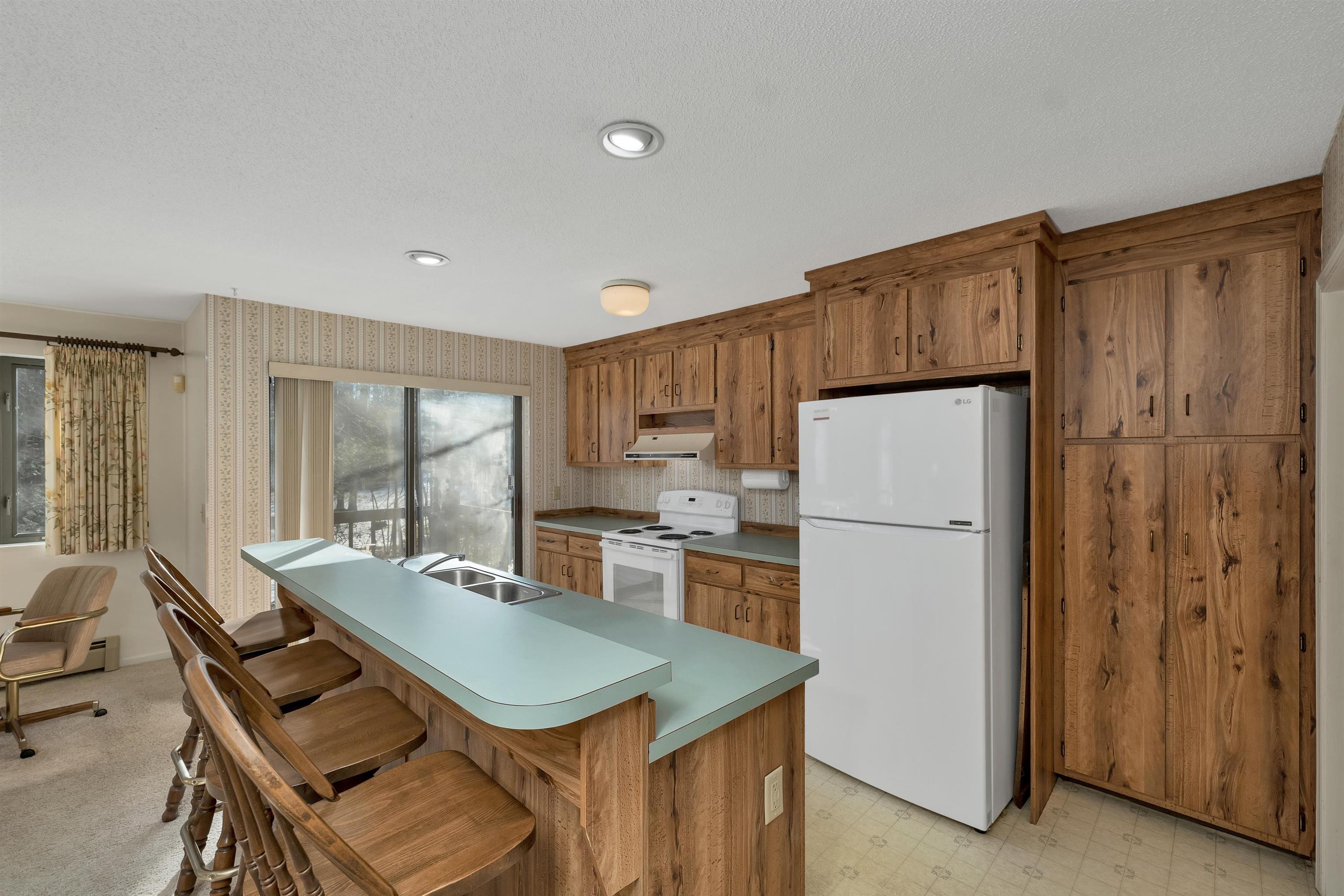 2 Tanager Court Merrimack, NH 03054 - Photo 6 of 39