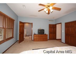 2717 Wordsworth Drive Springfield, IL 62711 - Photo 10 of 23
