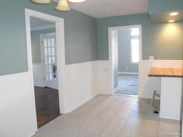 288 Moran Road Grosse Pointe, MI 48236 - Photo 9 of 13 Kitchen