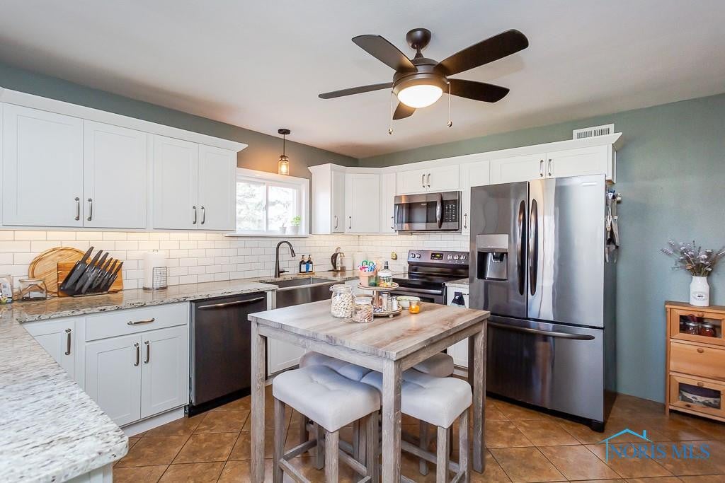 3855 Brown Road Oregon, OH 43616 - Photo 17 of 50 Photo 17