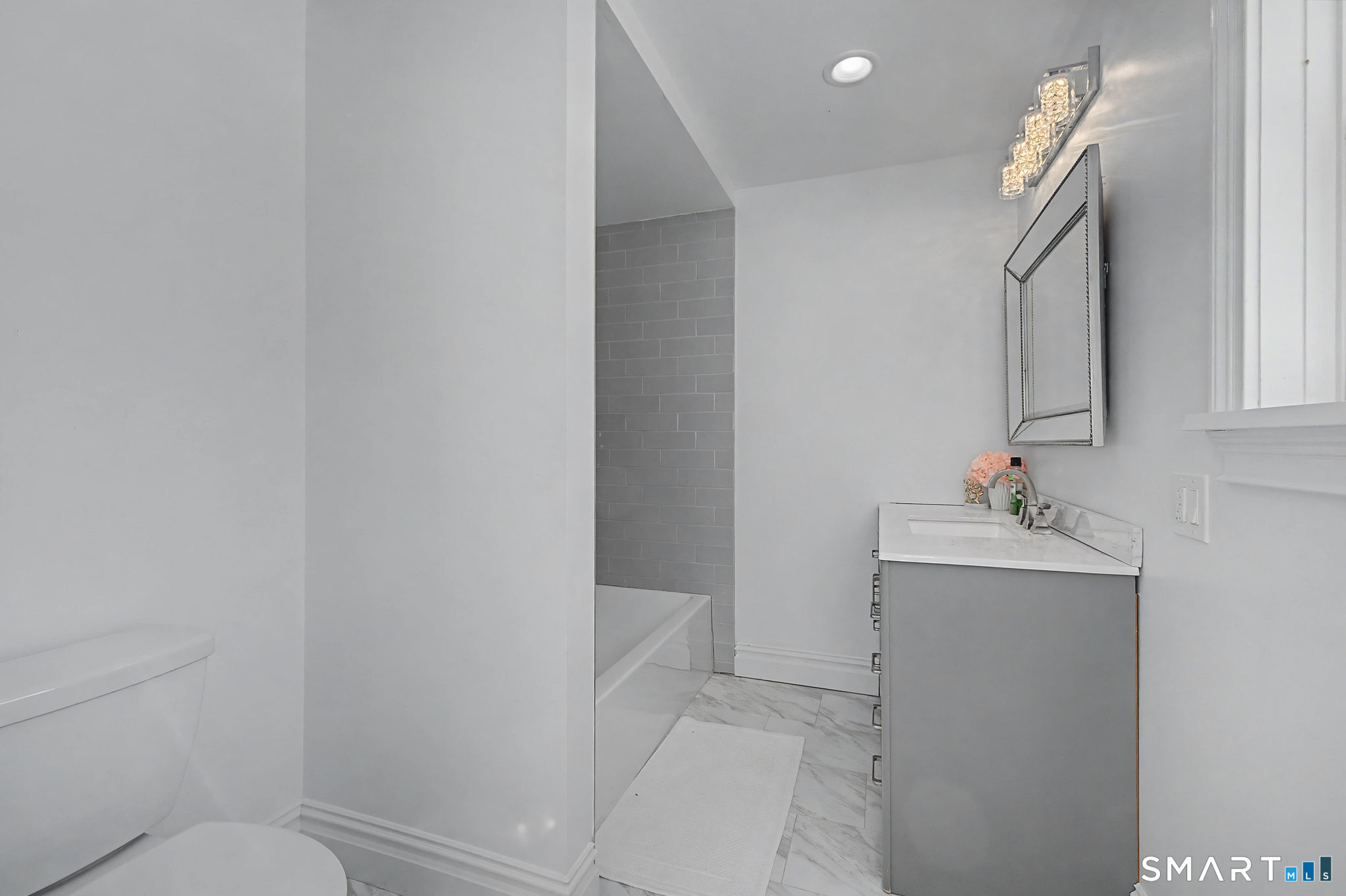 4 Sunnyview Terrace Newtown, CT 06482 - Photo 24 of 31